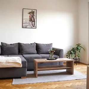  Apartment *top Apartment* Beliebte Lage* In Deutschland